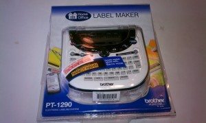 Brother PT 1290 labeler in package,jpg