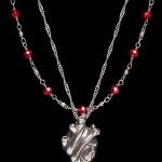 thinkgeek-heart-necklace