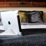 facet-pyramid-ipad-stand