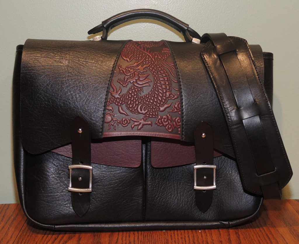 Oberon Design Leather and Waxed Canvas Messenger Bags review – The Gadgeteer