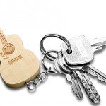 wooden-guitar-usb-flash-drive-2