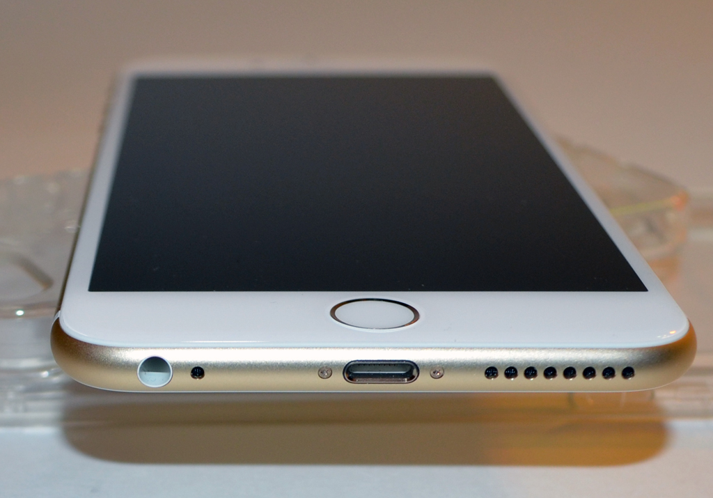 Apple iPhone 6 Plus review  The Gadgeteer