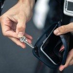 bellroy-phonepocket