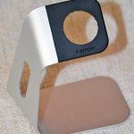 spigen-apple-watch-charging-stand-1