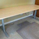 UPLIFT_desk_17