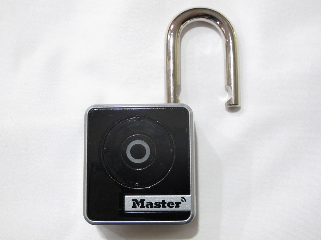 Master Lock Bluetooth Smart Padlock review – The Gadgeteer