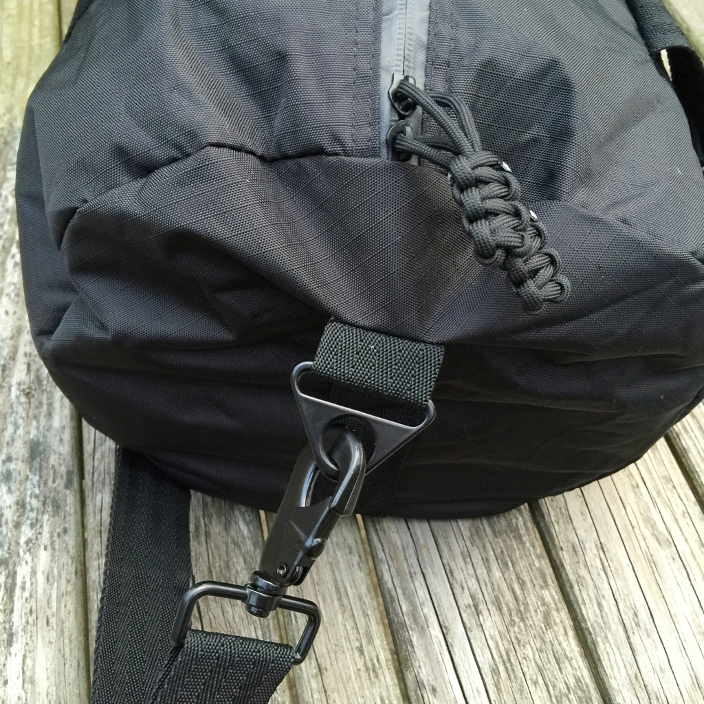 Bomber Barrel Duffel Bag, Mini Travel Kit and Firestarter Paracord Bracelet review – The Gadgeteer
