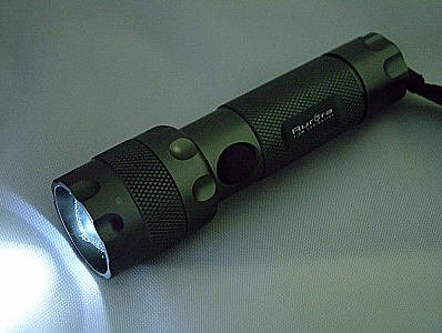 aurora 1point5 watt nichia jupiter led flashlight5