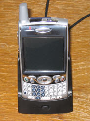 palm one treo 650 cradle2