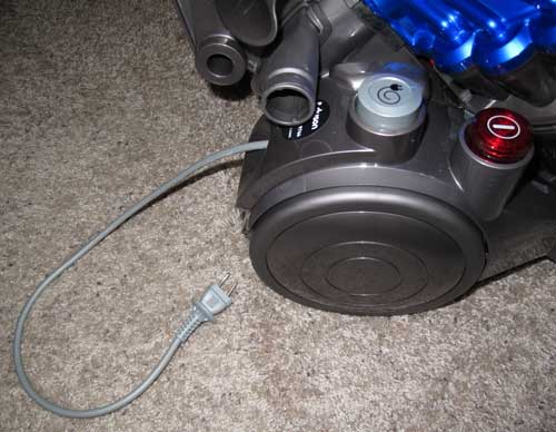 Dyson Dc23 Turbinehead Canister Vacuum Cleaner Review The Gadgeteer