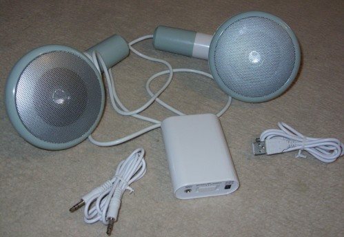 500 XL speakers with the power box, audio cable and USB cable