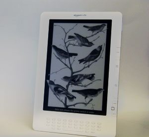  Kindle DX, Free 3G, 9.7 E Ink Display, 3G Works Globally :  Electronics