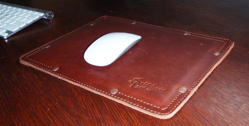 saddleback mousepad withmouse