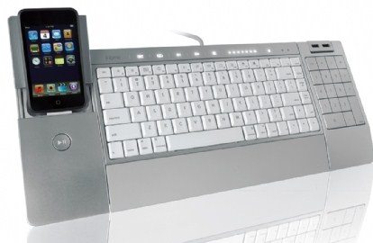 keyboard with iphone dock