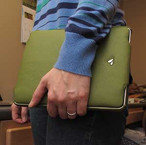 Vaja Ivolution Top SP iPad Case: Like a Designer Outfit for Your iPad