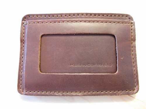 saddleback smallwallet 02