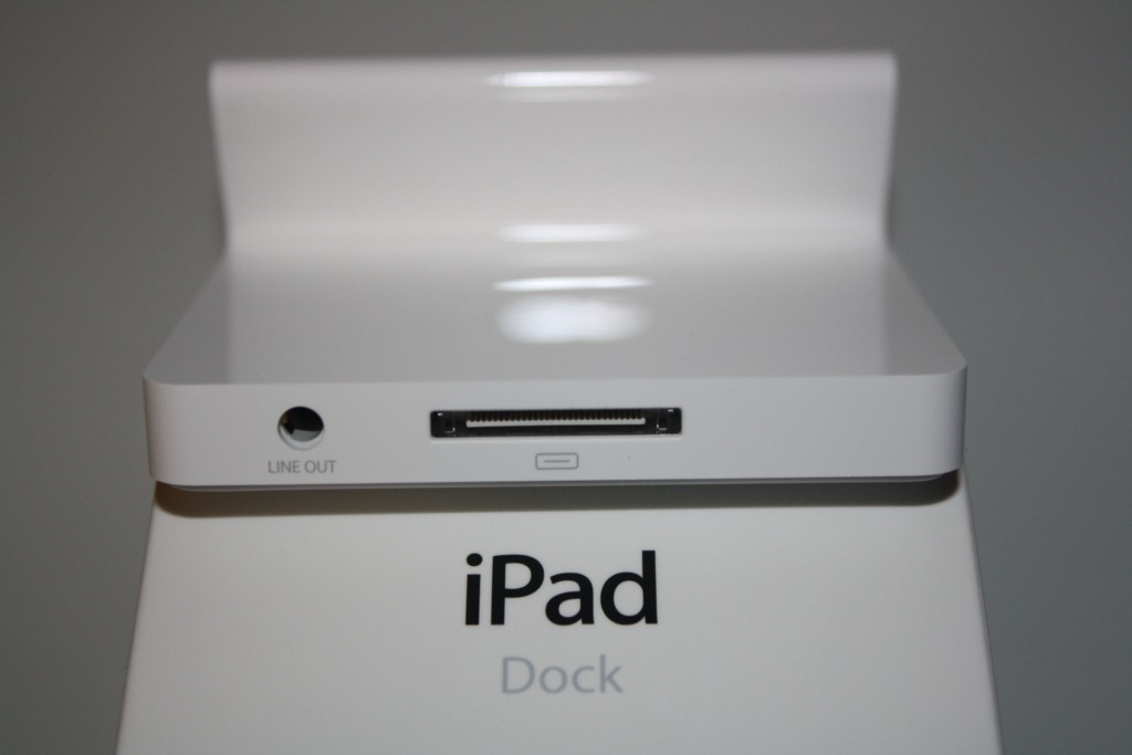 Apple iPad Dock Review - The Gadgeteer