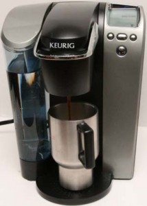 Keurig Platinum brewer in the process of brewing