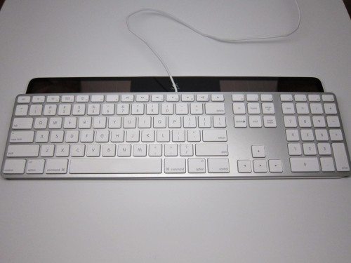 Logitech K750 07