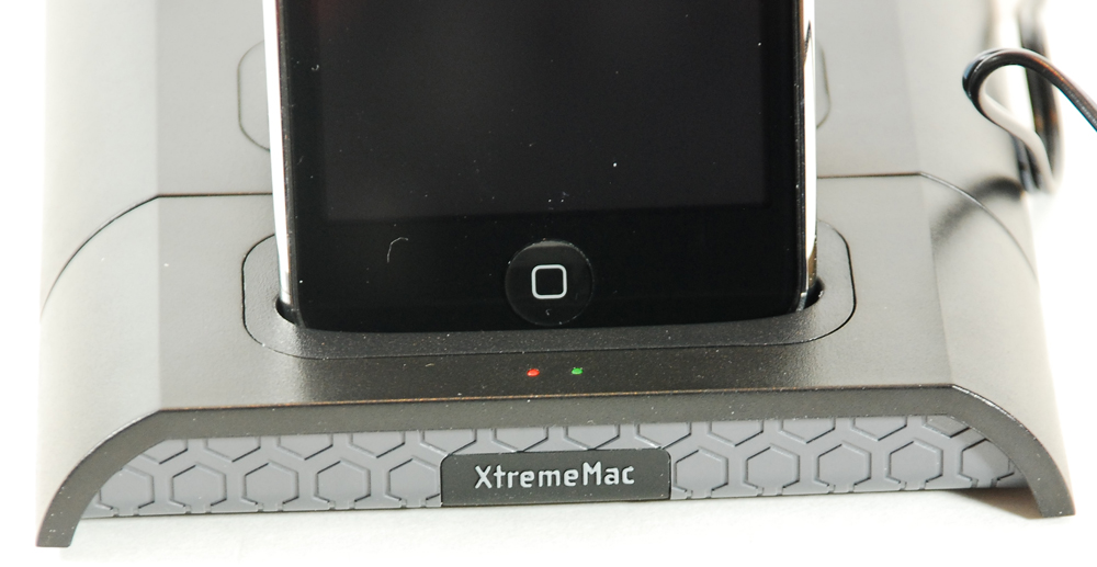 XtremeMac Incharge x2 Duo Charger for iPhone/iPod/iPad 10w Dual Changing Dock 