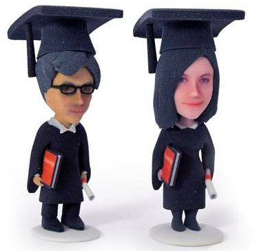 sculpteo graduate figurine