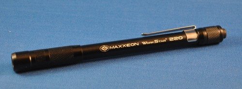 Maxxeon WorkStar 220 - Small body, big light!
