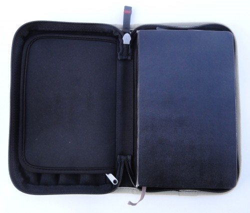 Rickshaw Bagworks Classic Moleskine Folio Review - The Gadgeteer