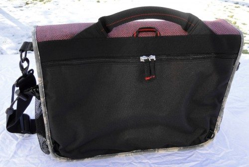 Rickshaw Commuter 2.0 Laptop Bag and MacBook Pro Sleeve Review - The ...