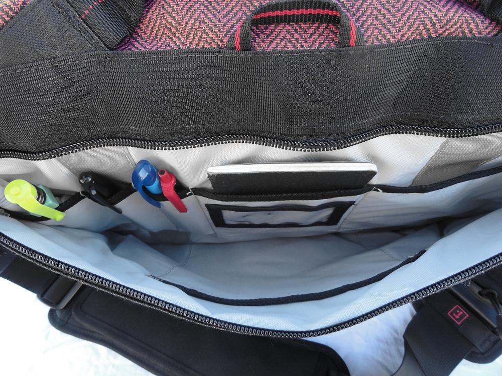 Timbuk2 Power Commute Laptop Messenger Bag Review - Active Gear Review