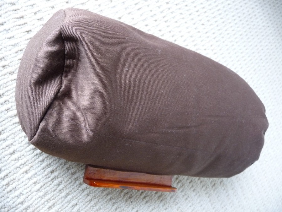 The Lap Log Tablet Stand Review - The Gadgeteer