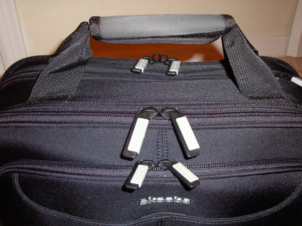 Skooba Expands Checkthrough Laptop Bag Collection | Audioholics