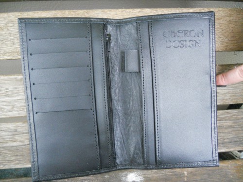 Oberon Design Bold Celtic Womens Bi Fold Wallet2 e1339526203393
