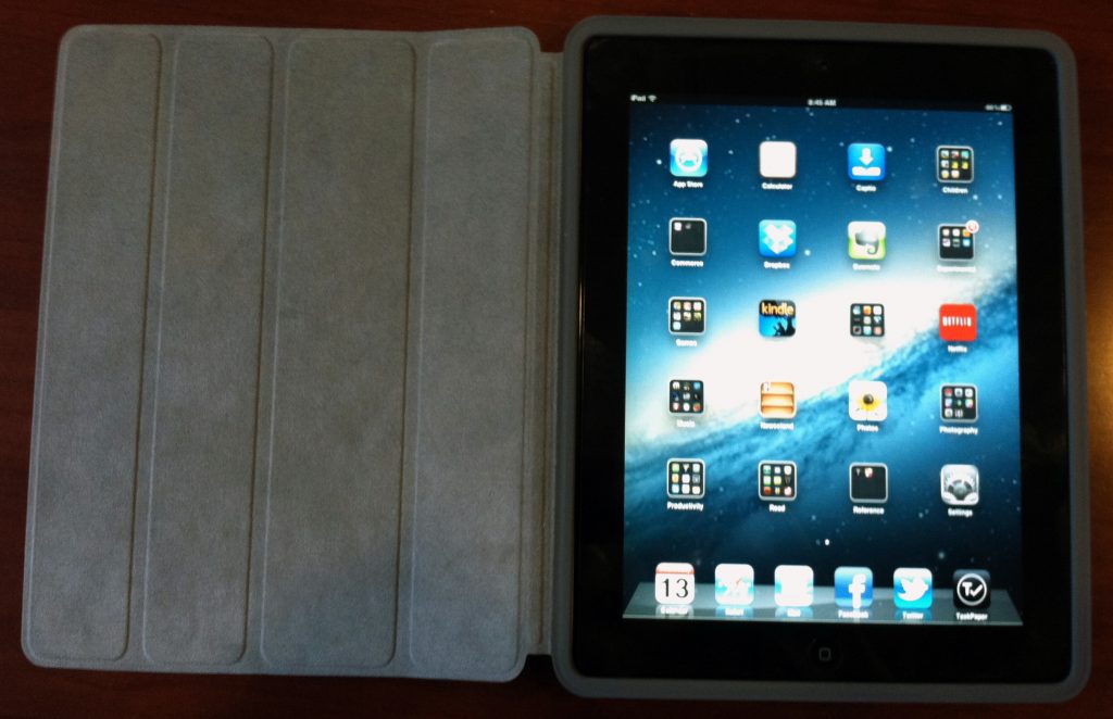 Apple iPad 2/New iPad Smart Case Review – The Gadgeteer