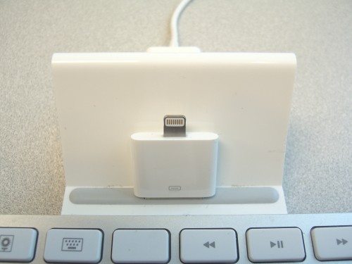 apple keyboard a1359 compatibility