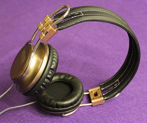 California Headphone Laredo 4