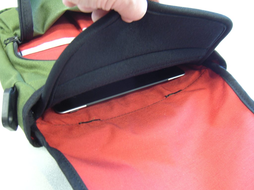 Tom Bihn Ristretto Bag for iPad (new version) review - The Gadgeteer