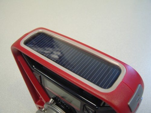 Solar panel is integrated into the handle with a glow-in-the-dark ring.