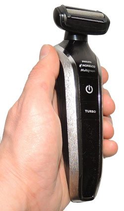 philips_norelco_multigroom-inhand