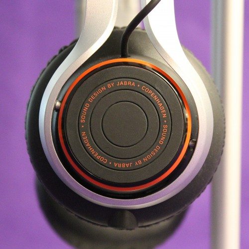 Jabra_Revo_8