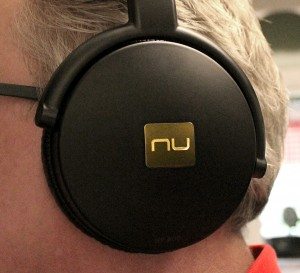 NuForce–HP 800 1