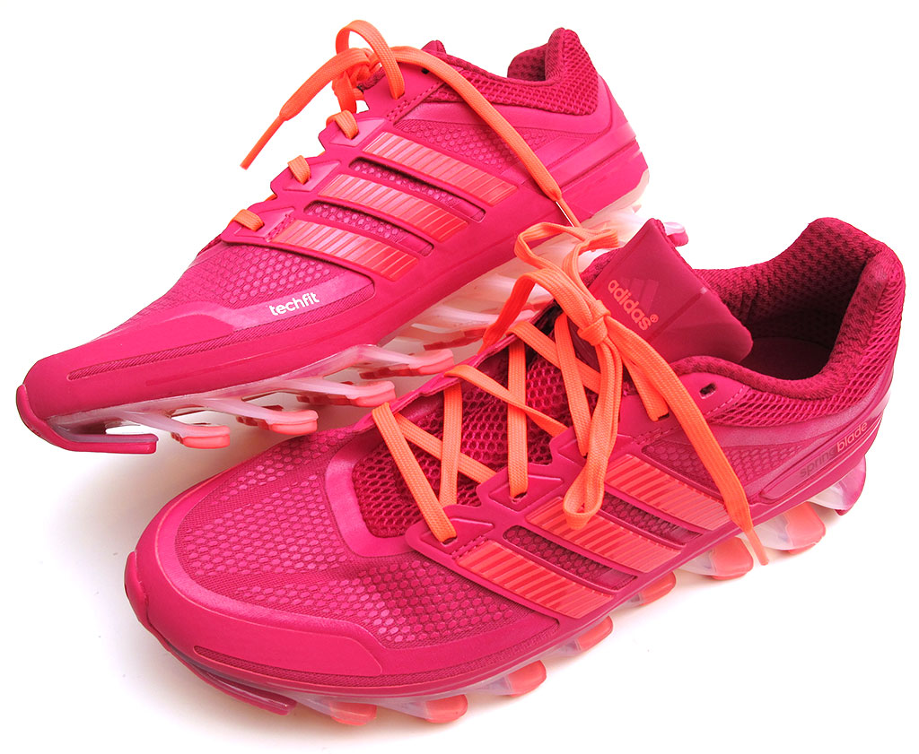 running shoes with spring blades