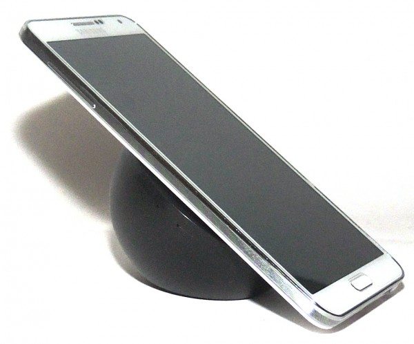 brando_wireless_charger_w_stand-profile