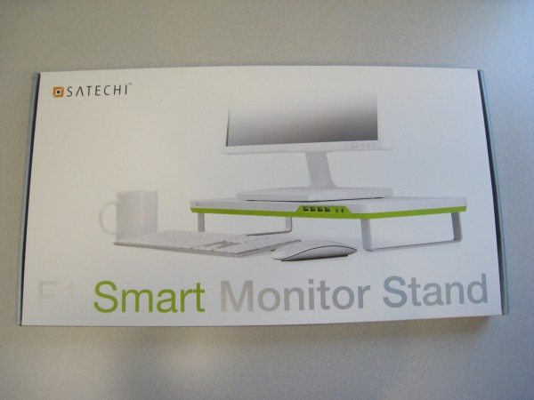 satechi F1 stand-03