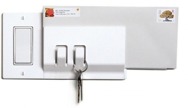 Walhub_wall_hook_switchplate_Keeper