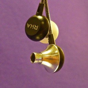 RHA MA600i 2