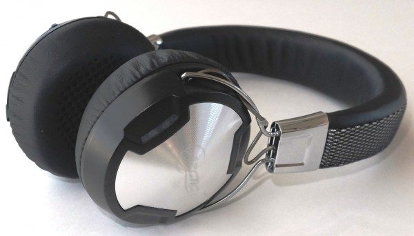 Arctic P614BTheadphones 1