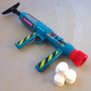 ghostbusters-marshmallowblaster-00