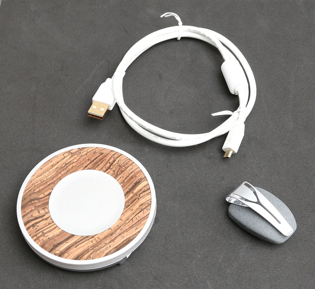 Spire Stone Mindfulness and Activity Tracker for iOS & Android With Cable 
