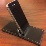 Wezel Wallet Easel review