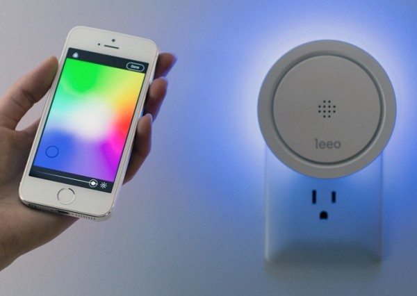 leeo smart alert night light 2